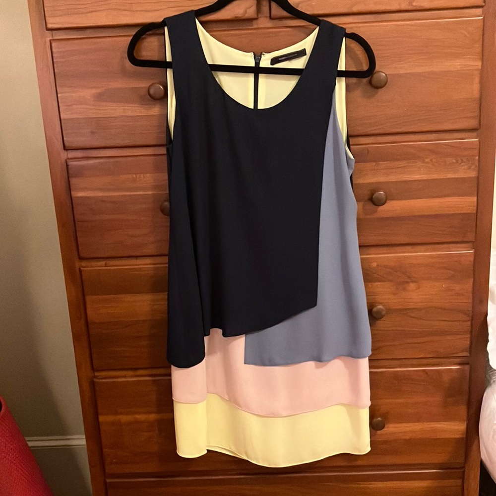 BCBG dress size 6 multicolored